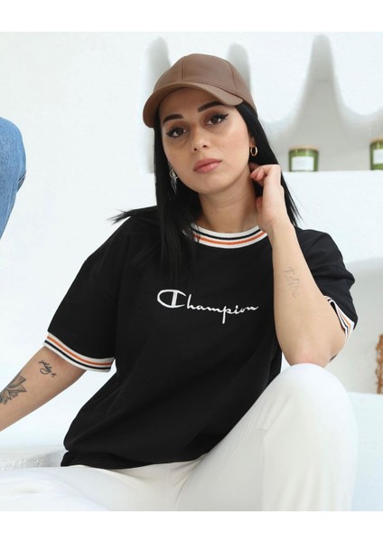 Yeni Sezon Oversize Yaka Detaylı Unisex T-Shirt