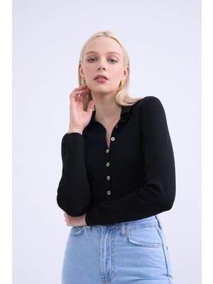 Sateen Düğme Detaylı Triko Crop - Siyah