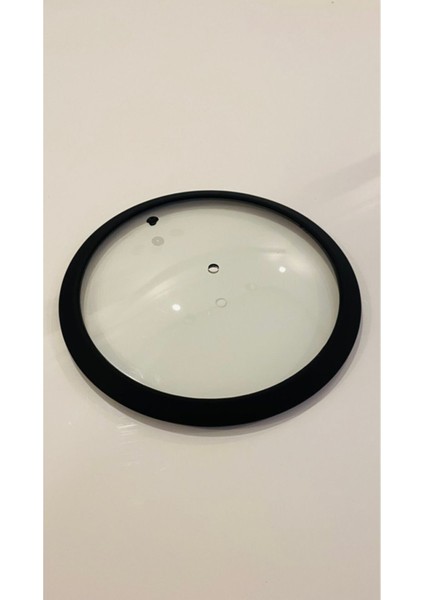 Siyah Silikonlu Cam Kapak 16 cm