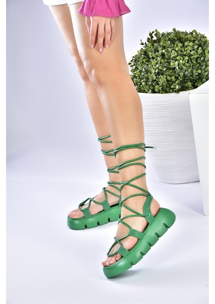 Yeşil Kalın Tabanlı Bilekten Bağlamalı Kadın Sandalet M267083009 fiyatları