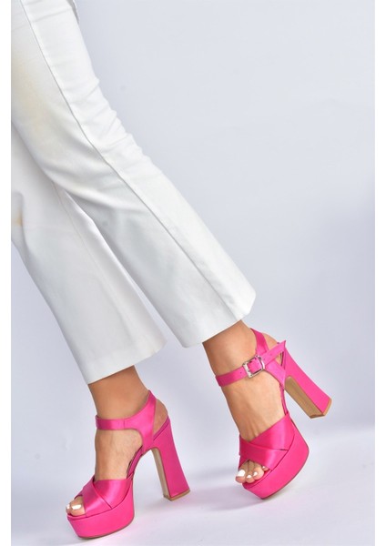 Fuşya Saten Kumaş Platform Topuklu Kadın Abiye Ayakkabı M348202404 modelleri