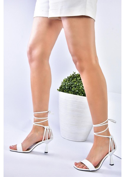 Beyaz Bilekten Bağlamalı Tek Bant Topuklu Ayakkabı M404070509 fiyatları