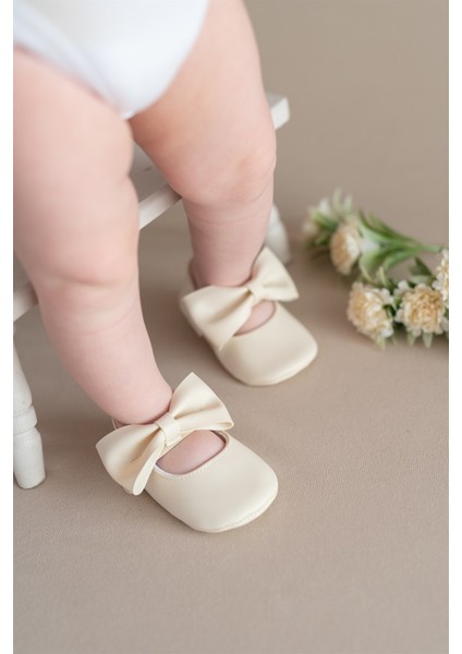 Krem Kız Bebek Suni Deri Fiyonklu Babet Patik