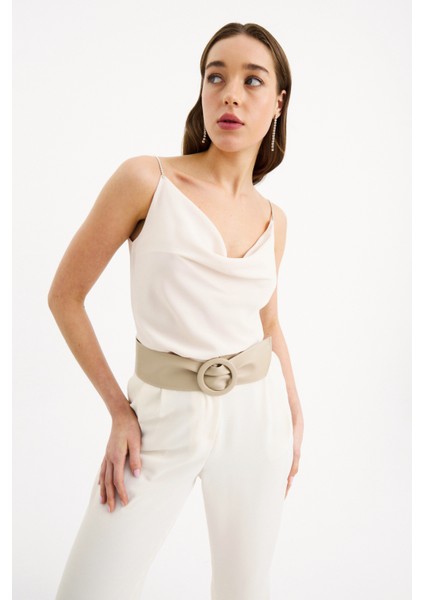 Degaje Yaka Taş Askılı Bluz - Bej fiyatları