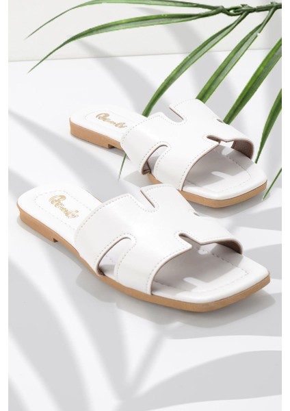 Beyaz Kadın Terlik Yüksek Topuklu Hafif ve Şık Tasarım İçin Uygun