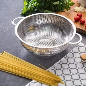 mutfak 23 Cm Ayaklı  Çelik Süzgeç