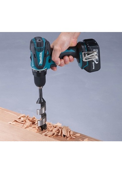 DDF482RFE 18 Volt -3,0 Ah Lityum Akülü Matkap Vidalama (Çift Akülü)