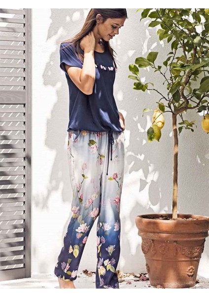 1208 Pijama Takım