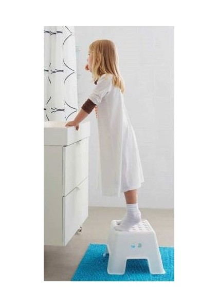 Bolmen Kaymaz Tabanlı Bebek Çocuk Banyo Taburesi - Beyaz