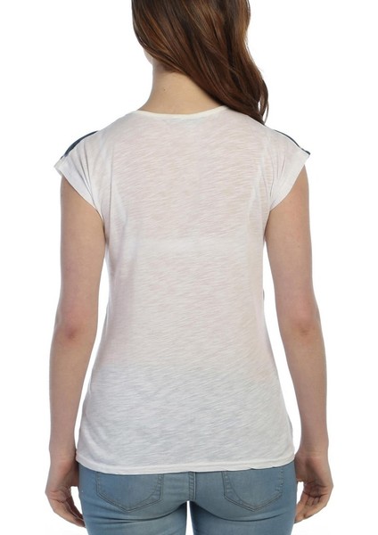 3005 - Beyaz Kadın Baskılı Desenli Tshirt fiyatları