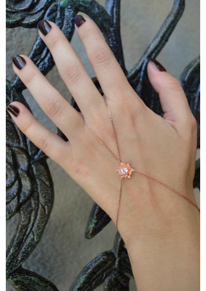 Zirkon Taşlı Gümüş Çiçek Şahmeran fiyatları