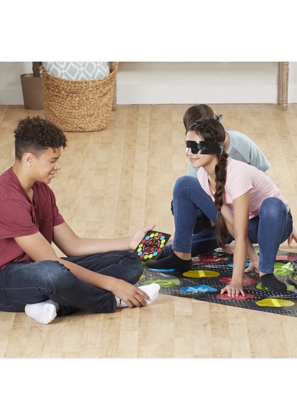 Blindfolded Twister Kutu Oyunu