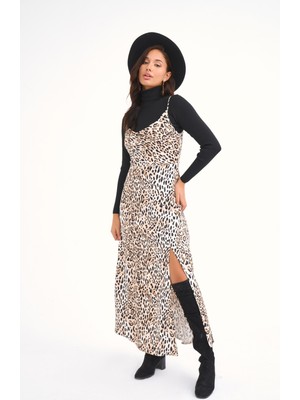 Sateen Degaje Yaka Askılı Leopar Saten Elbise - Leopar