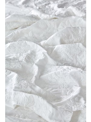 Ecocotton Novella Battal Boy Nevresim Takımı %100 Organik Pamuk Saten Brodeli Krem 220X240 cm