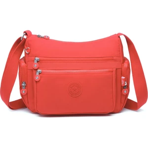 Smart Bags Krinkıl Kumaş Su Geçirmez Kadın Çapraz Çanta BC 1115 - Nar