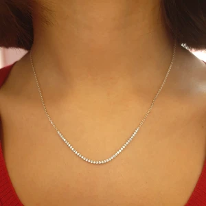 Agora Silver Kadın 925 Ayar Gümüş Suyolu Sallantı Gümüş Kolye