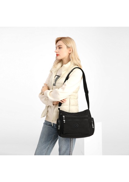 Krinkıl Kumaş Su Geçirmez Kadın Çapraz Çanta BC 1115 - Açık Gri fırsatları