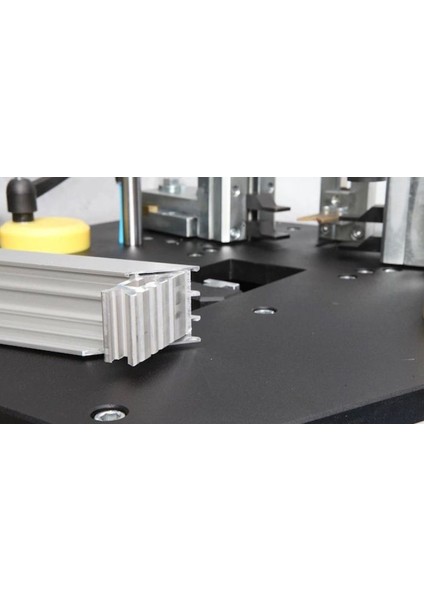 Stein Alüminyum Köşe Açı Yapıştırıcı 310 ml