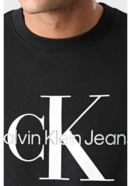 Calvin Klein Organik Pamuklu Regular Fit Bisiklet Yaka Sweatshirt