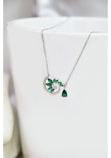 925 Ayar Gümüş Rodyum Kaplama Yeşim Taş Renkli Spiral Snail Tasarım Kolye fiyatları