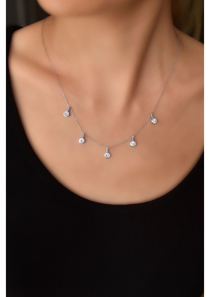 925 Ayar Gümüş Rodyum Kaplama Mineli Gözlü Yuvarlak Zirkon Taşlı Sallantılı Kolye