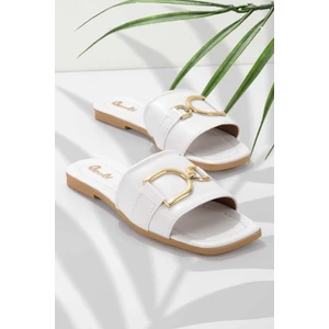 Kadın Terlik Yüksek Topuklu Beyaz Renk Konforlu Kullanım İçin Tasarlandı