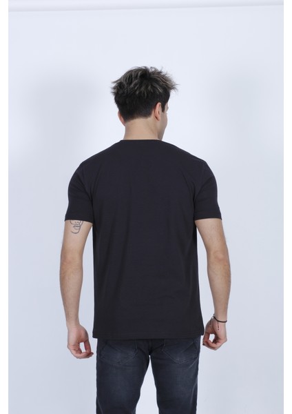 Bisiklet Yaka Erkek T-Shirt fırsatları