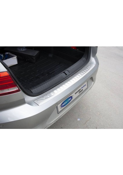 VW Passat B8 Krom Taşlı Arka Tampon Eşiği 2015-2019 Arası fiyatları