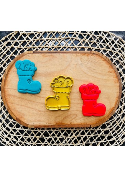 Yılbaşı Çizmesi Kurabiye Kalıbı ve Hamur Kesici