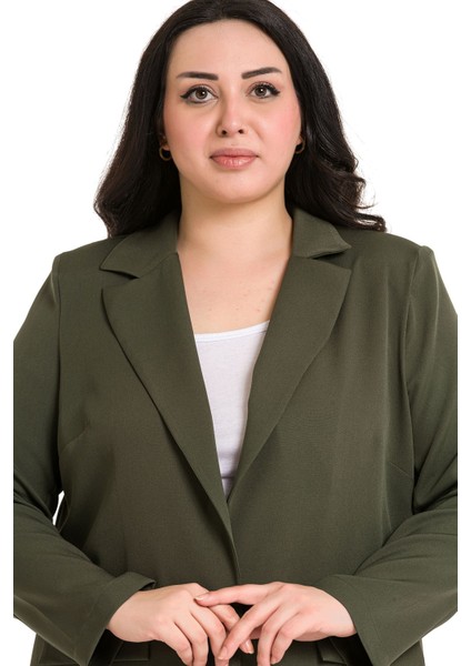 Büyük Beden Mono Yaka Süs Cep Kapaklı Haki Astarsız Kadın Ceket indirimleri