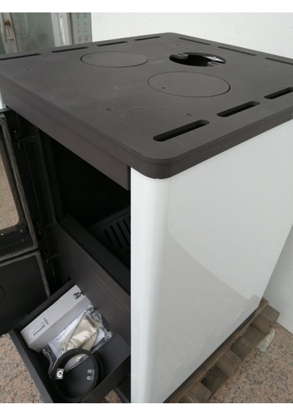 Beyaz Avanos Kaloriferli Zigana Dorello Beyazdk-29 Kuzineli, Şömineli Katı Yakıt Sobası modelleri