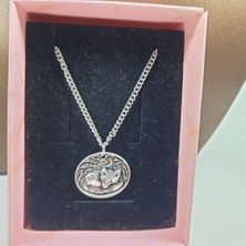 Ororabutik Gümüş Renk 25MM Tilki Figürlü Kolye