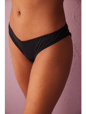 Penti Siyah Clean Bikini Altı