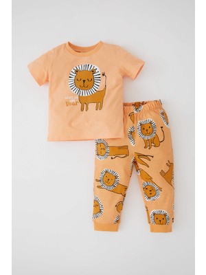 DeFacto Erkek Bebek Regular Fit Aslan Baskılı Pamuklu Kısa Kollu Uzun Pijama Takım X4562A222SM