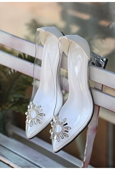 Teos Beyaz Suni Deri Topuklu Kadın Ayakkabı