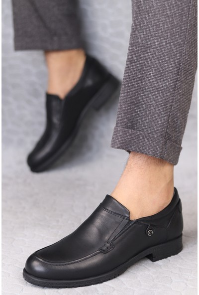 Güvenal Erkek Siyah Bağcıksız Deri Klasik Ayakkabı