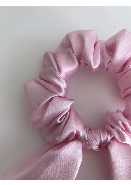 Saten Parlak Kuyruklu Scrunchie Simit Toka fiyatları