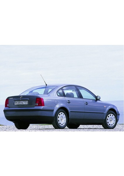 VW Volkswagen Passat B5 Sedan 1997-2000 Sağ Arka Stop Fren Park Lambası 3B5945112D 3B5945096G