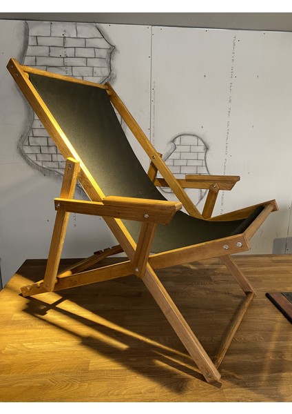 Ahşap Katlanır Kolçaklı Şezlong