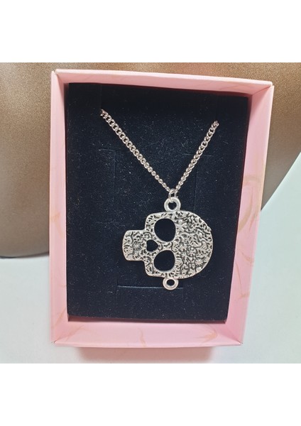 Gümüş Renk 30MM Kuru Kafa Figürlü Kolye fiyatları