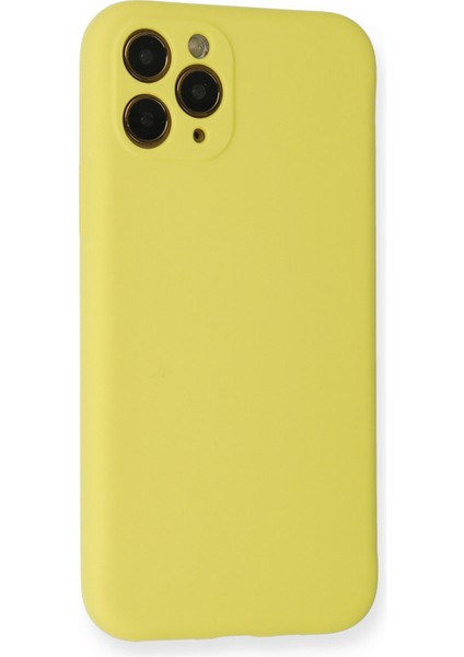Apple iPhone 11 Pro Kılıf Lansman Içi Kadife Nano Silikon - Mat Sarı