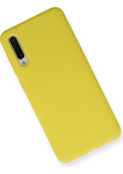 Samsung Galaxy A30S Kılıf Lansman Içi Kadife Nano Silikon - Sarı fiyatları