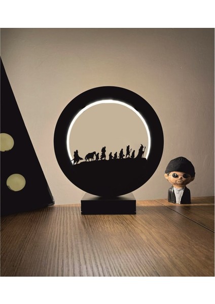 Yüzüklerin Efendisi Siluet LED Masa Lambası Ahşap