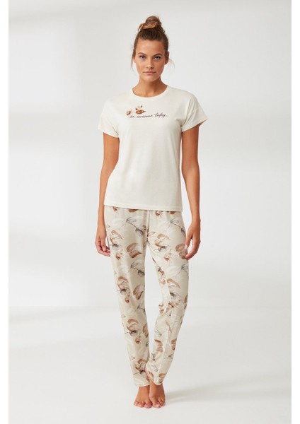 Desenli Pijama Takımı