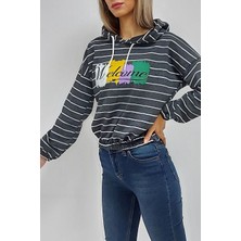 Kapüşonlu Welcome Baskılı Ince Çizgili Sweatshirt Antrasit