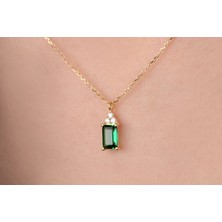 Onseva Kuyumculuk Emerald Cut Kadın Yeşil Taşlı Zarif Kolye