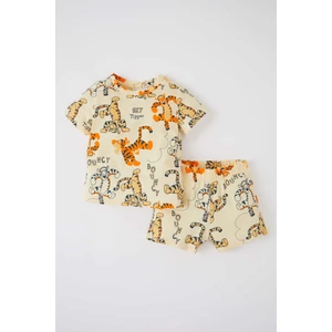 Erkek Bebek Winnie The Pooh Lisanslı Regular Fit Hayvan Desenli Pamuklu Kısa Kollu Şort Pijama Takım Y0289A222SM