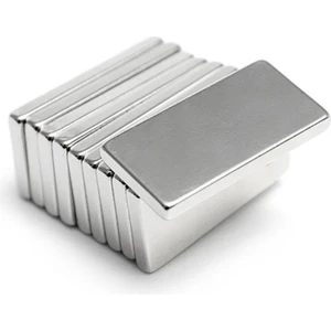 Mıknatıs Avm Neodyum Mıknatıs Dikdörtgen 20X10X2 mm 5'li