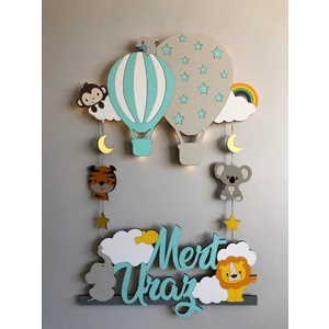 Atölye Selçukum Işıklı İsme Özel Ahşap Bebek Odası Kapı Süsü - Uçan Balon & Hayvanlar