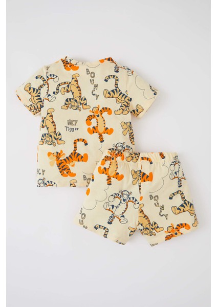 Erkek Bebek Winnie The Pooh Lisanslı Regular Fit Hayvan Desenli Pamuklu Kısa Kollu Şort Pijama Takım Y0289A222SM indirimleri